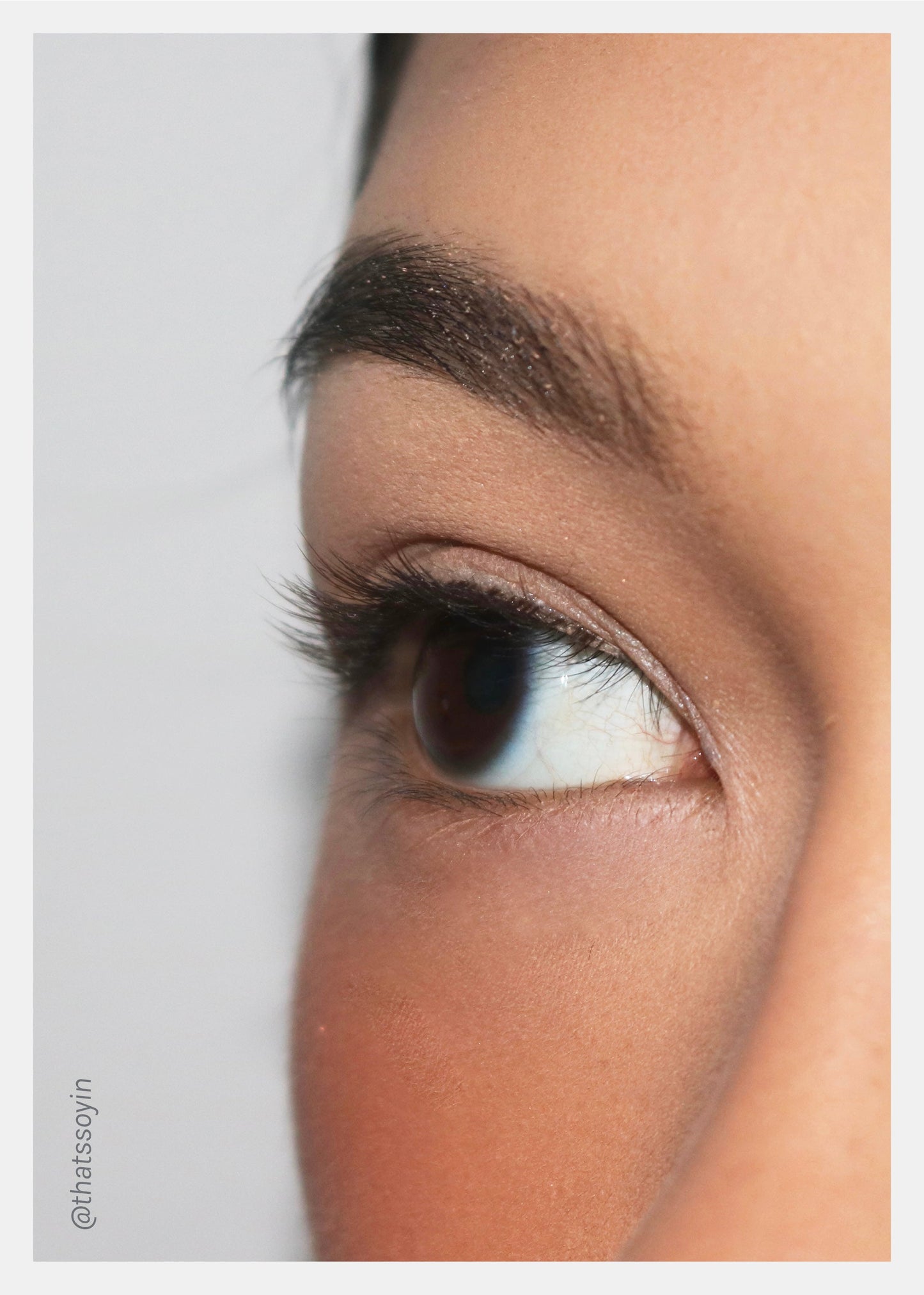 Nearly Naked Lashes – Graceful